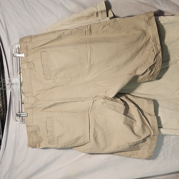 VF Jeanswear Mens Cargo Shorts 42 Tan - Picture 2 of 2